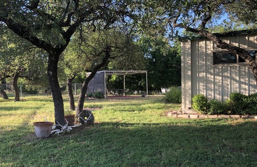 Junction Casa | Charming Casa Rio on the Johnson Fork of the Llano River