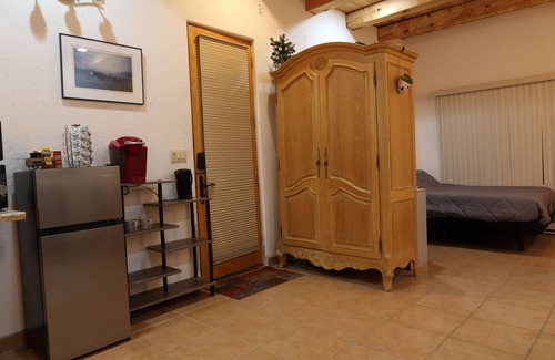 Seton Village Apartamento | Charming Casita in Seton Village