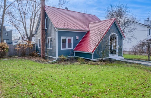 Catskill Cabaña | Charming Catskill Cottage