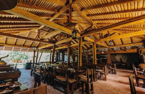 Zvolen Chalet De Esquí | Charming chalet for 8 people, 3BD, 2BT, kitchen