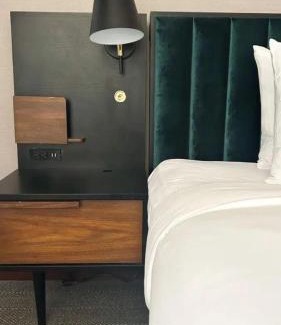 Mlolongo Apartamento | Charming Chalet luxury Apartments