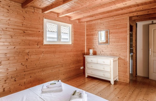 Gassin Chalet De Esquí | Charming chalet with AC in Gassin - Welkeys