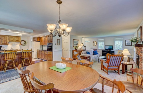 North Chatham Casa | Charming Chatham Home Close to Bassing Harbor!