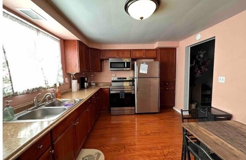Lower Lawrenceville Casa | Charming, cheerful, comfortable, centrally located, and walkable!