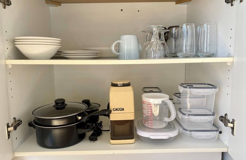 Graceville Casa | Charming Chelmer Guesthouse walking distance to cafes, restaurants, and trains
