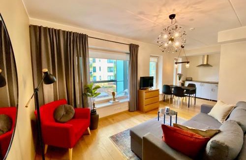 Kesklinn Apartamento | Charming City Centre Apartment - Spacious Balcony and Private Garden