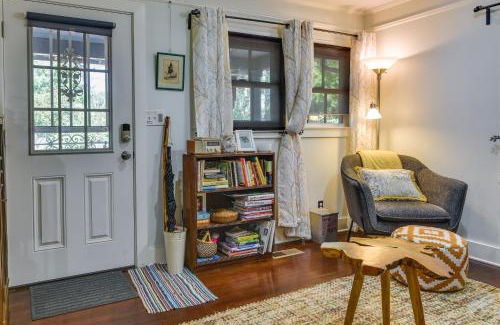 St. Johns Casa | Charming City Cottage about 8 Mi to Downtown Portland!