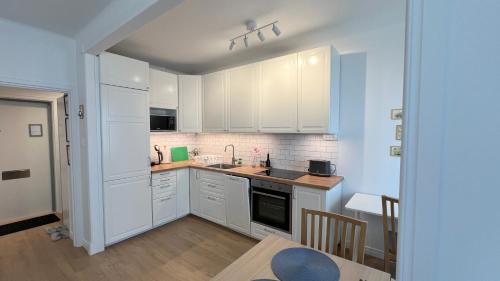 Kungsholmen Apartamento | Charming City Studio, 10 Min Walk to Train Station