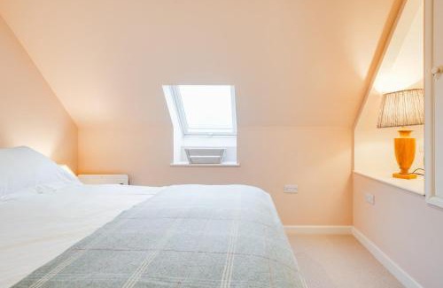Pointington Casa | Charming Coach House Retreat Near Sherborne Abbey
