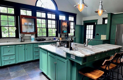 Whitemarsh Island Casa | Charming Coastal Cottage