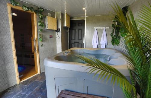 Skelton-in-Cleveland Casa | Charming Coastal Cottage with Hot Tub and Garden Sleeps 8