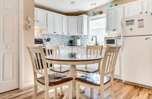Ogunquit - Wells Casa | Charming Coastal Cottage with Pool Access!
