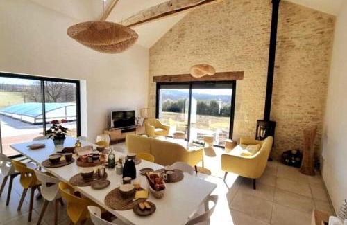 Veyrines-de-Domme Villa | Charming cocoon - swimming pool & large spaces 7000 m