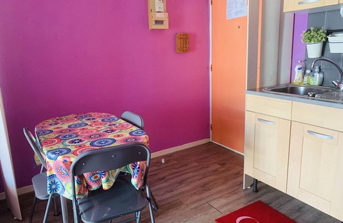 Sete Apartamento | T2 CON ENCANTO COLORIDO Y FUNCIONAL A 200M DE LA PLAYA