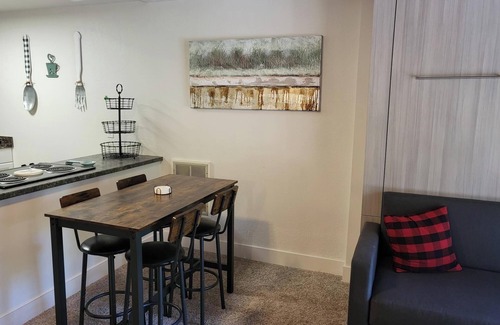 Shaver Lake Condominio | Charming condo in amazing Shaver Lake with Fast WiFi and Hot tub