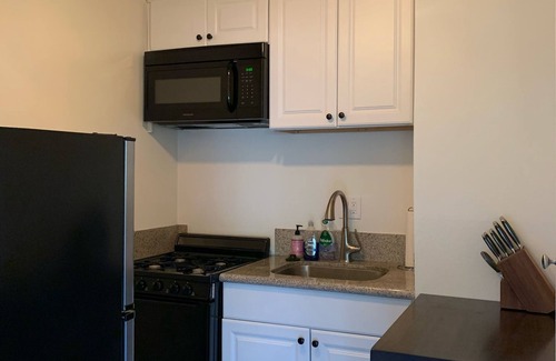 Westlake Village Condominio | Charming Condo in the Heart of Westlake Village