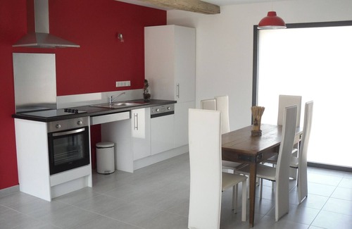 Moutiers Cabaña | Gîtes contemporains rénovés avec jardin clos, terrasse, parking et confort moderne en Beauce