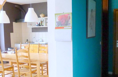Eprave Casa | capilla remodelada con Encanto - casa en Eprave