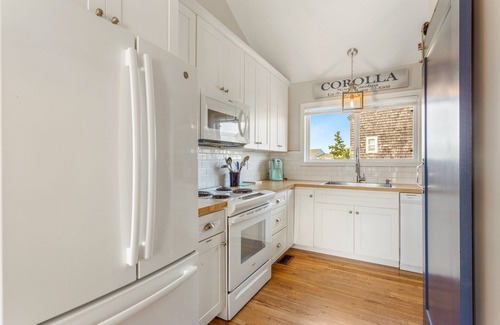 Ocean Sands Casa | Charming Corolla Townhome w/ Pool & Tennis