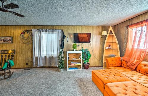 Lindsay Casa | Charming Corral Creek Ranch House in Circle