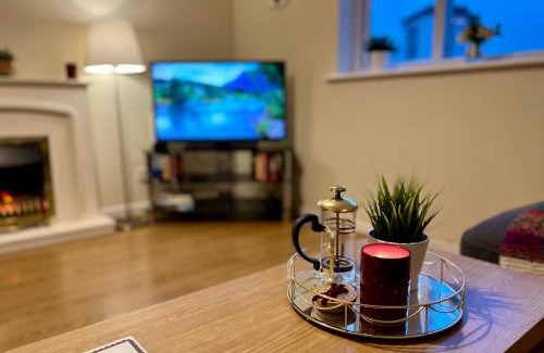 Paisley Apartamento | Charming, Cosy Escape with Quick Access to Glasgow