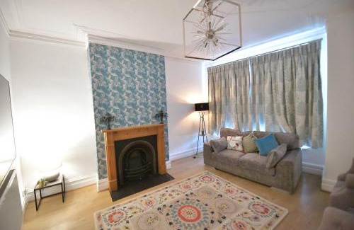 Offerton Park Casa | Charming & Cosy Home Stockport