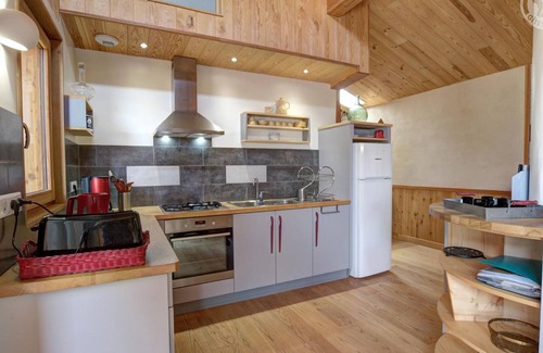 Verrieres-en-Forez Cabaña | Casa rural con terrazas y plancha