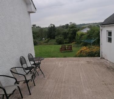 Poyntzpass Casa | Charming Cottage 4 Bedroom
