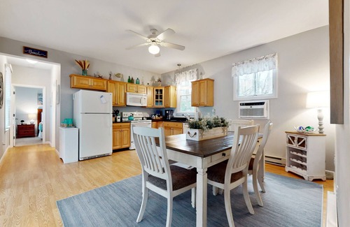 Summer Village Cabaña | Charming Cottage at Summer Village with Pools, Pickleball, Bocce and Game Room