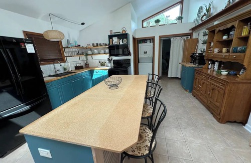 Friendship Casa | Charming cottage by Castle Rock