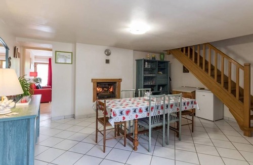Brotte-les-Ray Cabaña | Casa rural con piscina climatizada y Wi-Fi rápido en Brotte-lès-Ray