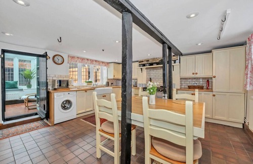 Barton Mills Casa | Charming Cottage in Barton Mills