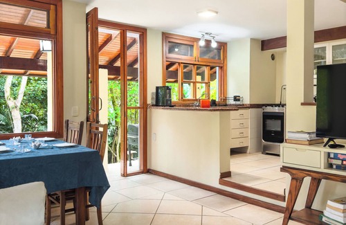 Carapicuiba Chalet De Esquí | Charming Cottage in Granja Viana