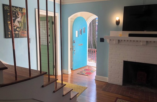 Lenox Casa | Charming cottage in desirable Cooper-Young neighborhood!