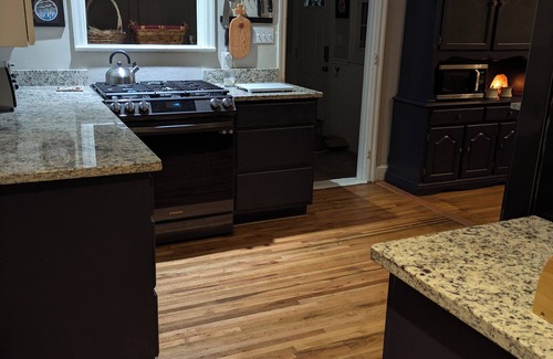Columbia Cabaña | Charming cottage in downtown Columbia. Convenient to Fort Jackson and USC