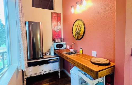 St. Helens Cabaña | Charming Cottage In Gorgeous St Helens Frog’s Hollow Is Family & Pet Friendly