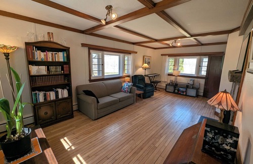 Granby Casa | Beautiful English cottage close to ski mountains and all winter activities