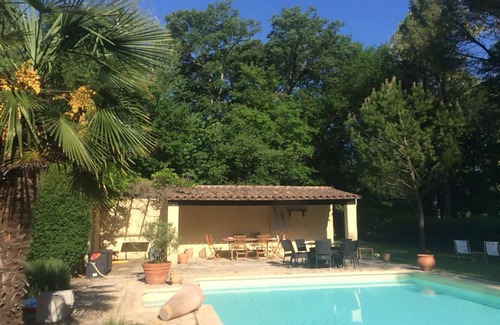 Tourves Casa | Encantadora casa de campo en la Provenza verde