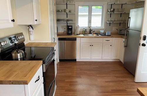 Ogunquit Cabaña | Charming cottage in the heart of downtown Ogunquit