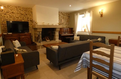 La Feuillie Cabaña | Casa rural con jardín privado, cerca de playas, ideal para familias y amigos, accesible PMR