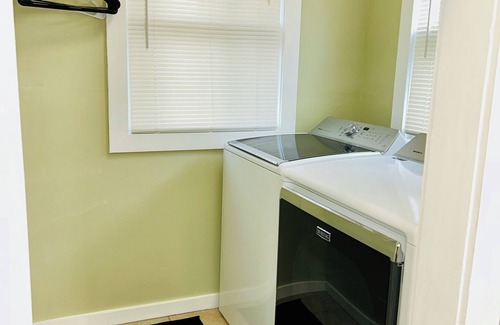 Greater Auburndale Casa | Charming cottage near hospitals