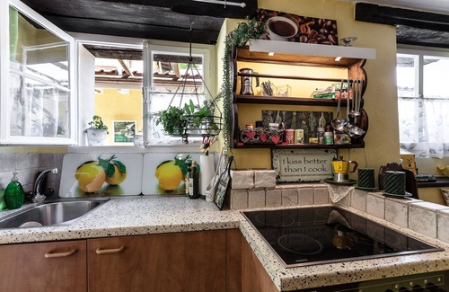 Gordola Cabaña | Charming Cottage near Locarno/ Lake