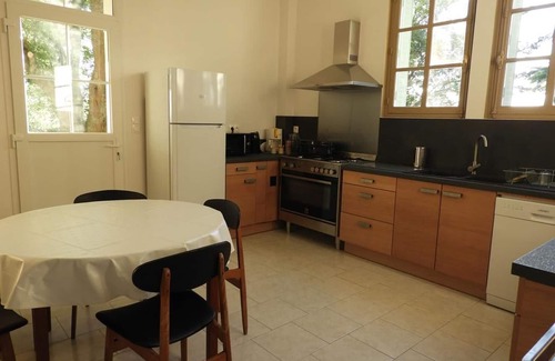 Ecommoy Cabaña | Encantador Gîte con Jardín Privado, Cerca de Tiendas y con Wifi Gratis
