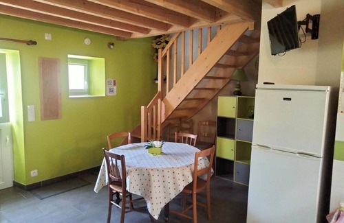 Cigogne Cabaña | Encantadora casa rural con jardín, cerca de castillos del Loira y rutas en bici