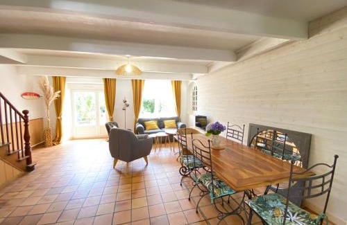 Brehal Casa | Charming Cottage near Mont St Michel Bay
