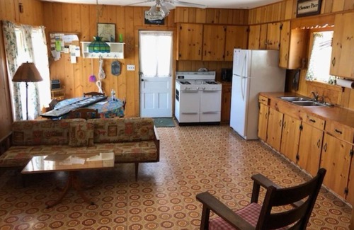 Westmore Cabina | Charming cottage on Lake Willoughby w/ sun porch, private deck and dock.