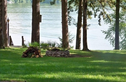 Stone Lake Cabina | Cabaña con Encanto en Long Lake; Cerca Trails Golf Course, Ski & Atv