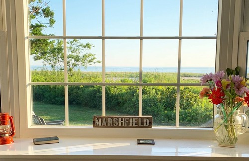 Barnstable Cabaña | Charming Cottage on Private Beach - Steps away from Mass Audubon Sanctuary
