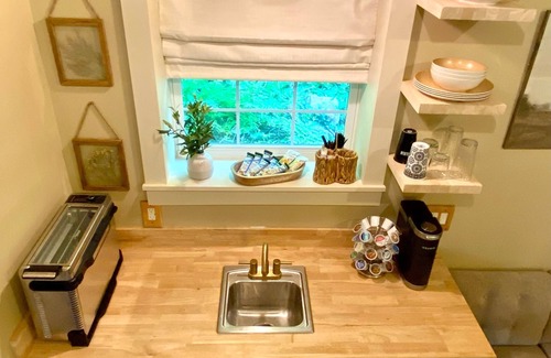 Lewistown Cabaña | Charming Cottage Retreat in Lewistown – Sleeps 4
