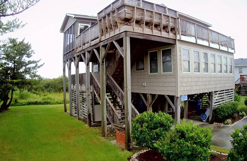 South Nags Head Cabaña | Charming Cottage, South Nags Head, 5 min walk to the beach